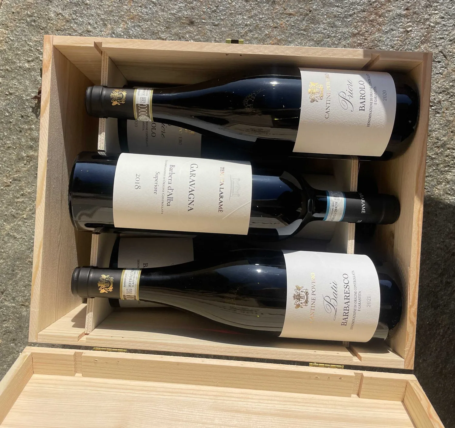Cantine Povero Le Langhe set 6 vinuri roșii cutie lemn