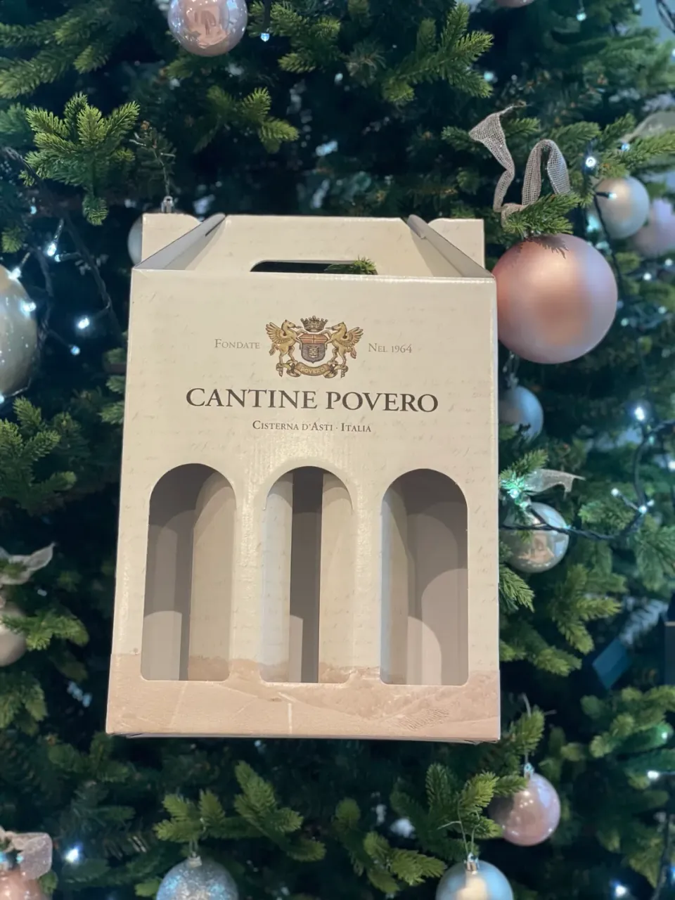 Cantine Povero cutie cadou vin 3 sticle litografata Piemonte